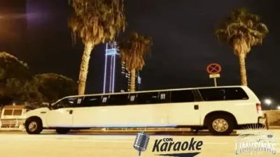 limusina alquiler de la ford hummer blanca