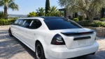 Limusina Pontiac Blanca en Barcelona lista para eventos